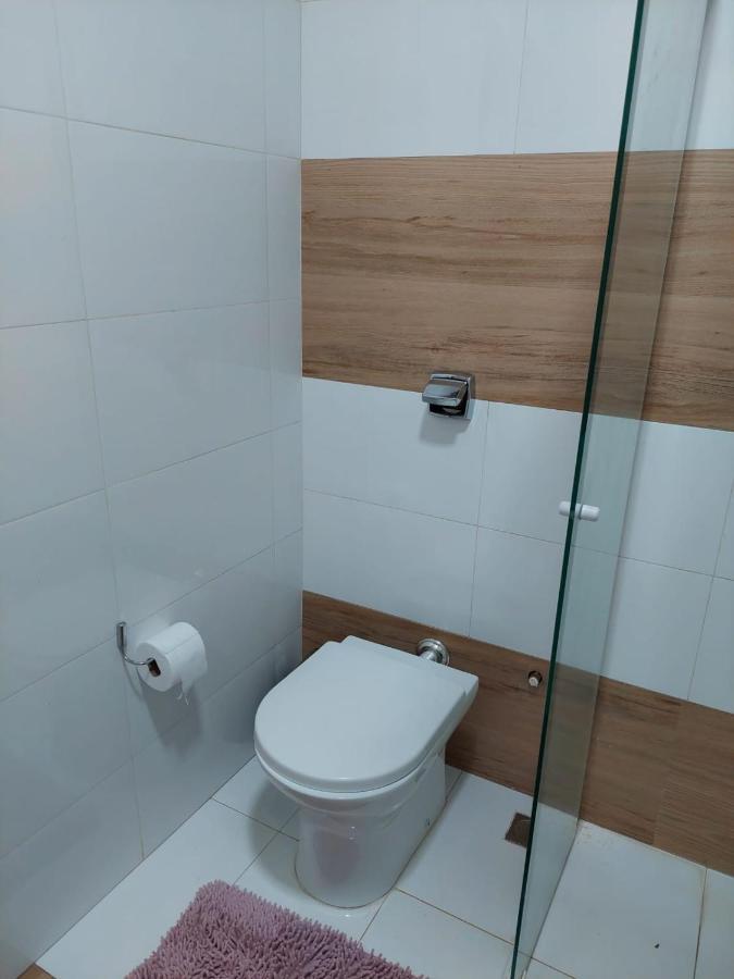 Otimo Apartamento Sobreloja Com Wifi E Estacionamento Incluso Maringá Eksteriør bilde