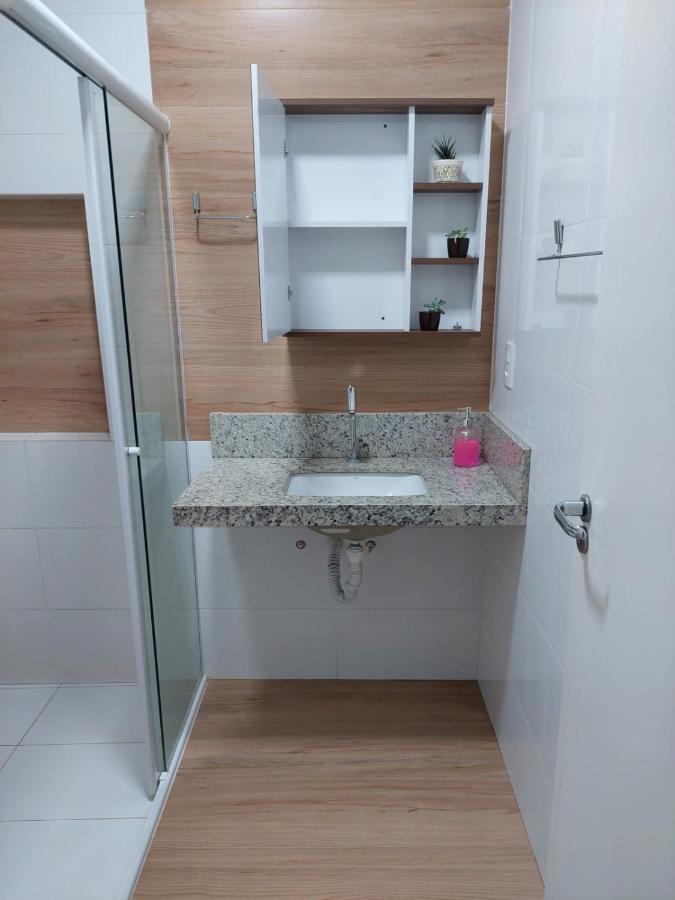 Otimo Apartamento Sobreloja Com Wifi E Estacionamento Incluso Maringá Eksteriør bilde