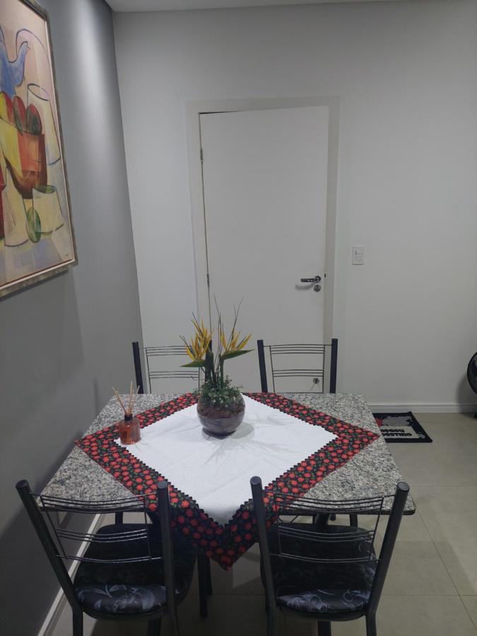 Otimo Apartamento Sobreloja Com Wifi E Estacionamento Incluso Maringá Eksteriør bilde